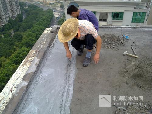 冬季<a href='http://m.tnb123.com' target='_blank' title='防水施工'>防水施工</a>選材很重要 冬季<a href='http://m.tnb123.com' target='_blank' title='防水施工'>防水施工</a>選材很重要